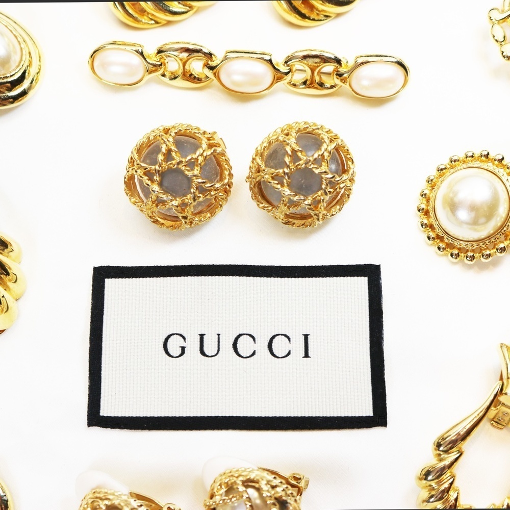⚜️ Vintage Paolo Gucci Gold Stars with Caged Moon Stone Earrings - Picture 12 of 16